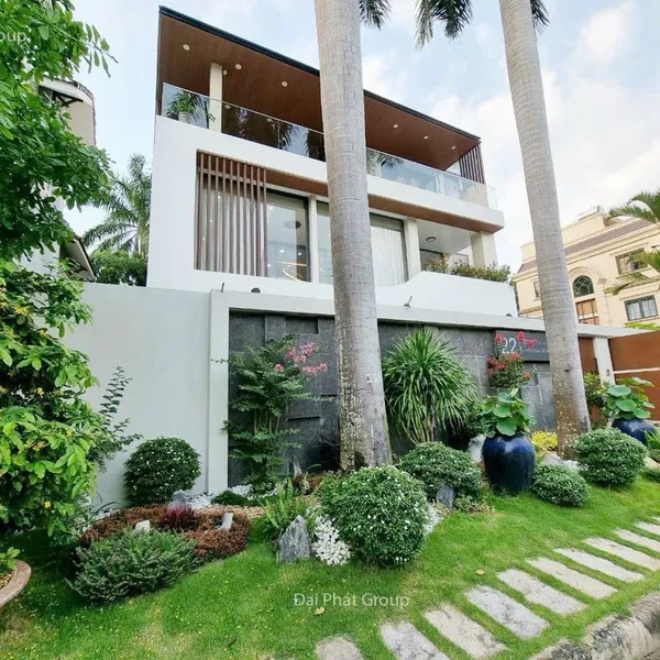 Biệt Thự có hồ bơi Phú Mỹ Hưng Quận 7 sở hữu 2 mặt tiền trước sau view trực diện công viên bờ sông