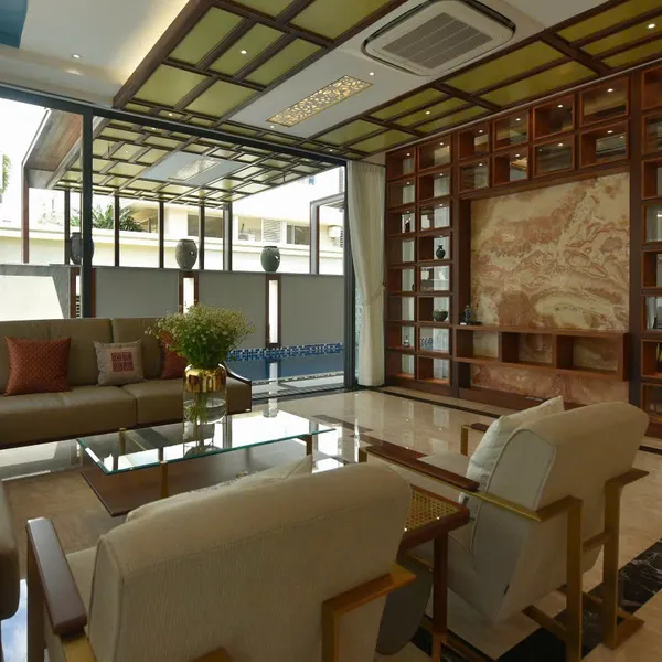 Bán Biệt thự Nam Thông Phú Mỹ Hưng có lối kiến trúc tuyệt đẹp có cả hồ bơi và khuôn viên sân vườn rộng