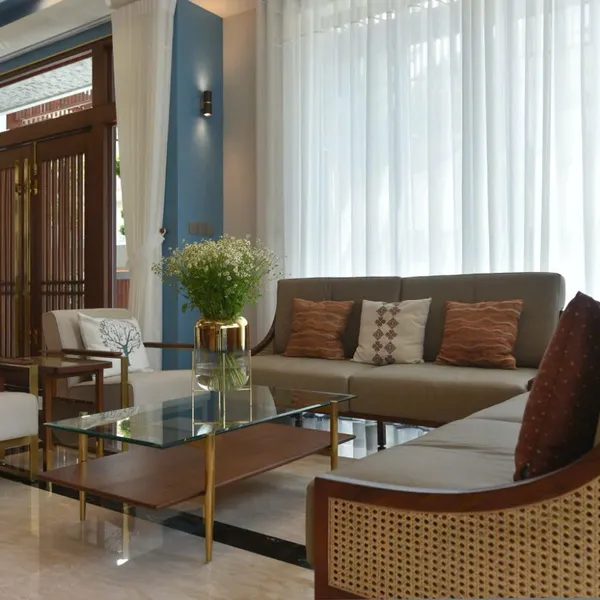 Bán Biệt thự Nam Thông Phú Mỹ Hưng có lối kiến trúc tuyệt đẹp có cả hồ bơi và khuôn viên sân vườn rộng