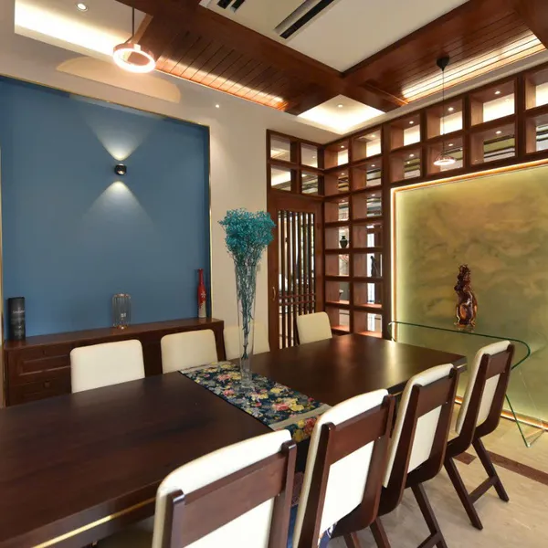 Bán Biệt thự Nam Thông Phú Mỹ Hưng có lối kiến trúc tuyệt đẹp có cả hồ bơi và khuôn viên sân vườn rộng