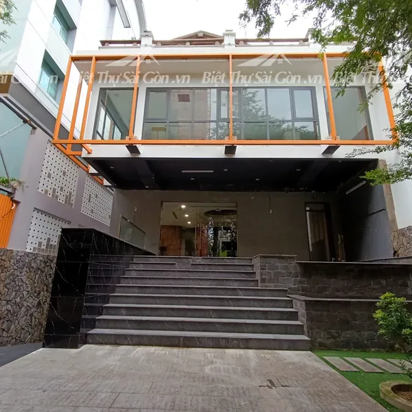 Bán nhà 100 Nguyễn Du, Phường Bến Nghé, Quận 1, TP.HCM gần Nhà Thờ Đức Bà và Dinh Độc Lập