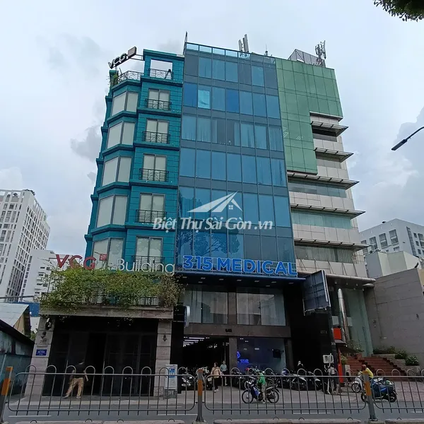 Bán toà nhà 207 Hoàng Văn Thụ, Phường 8, Quận Phú Nhuận