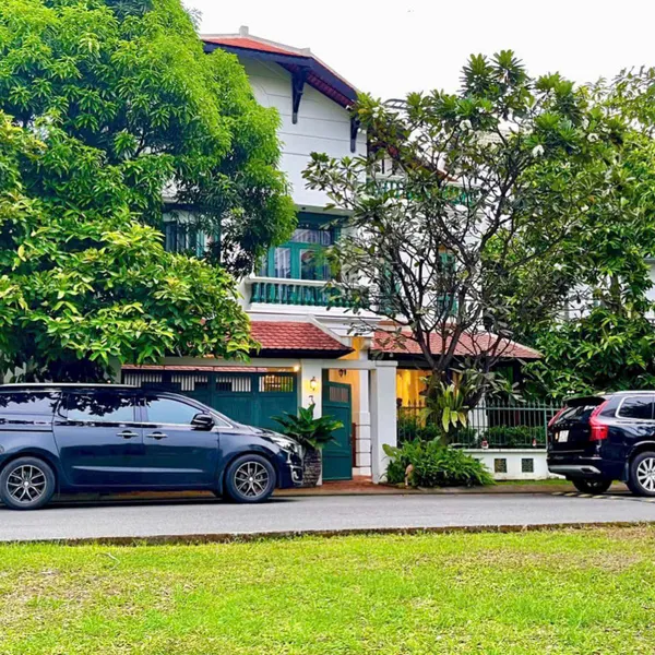 Bán Biệt Thự 153 Nguyễn Văn Hưởng, Thảo Điền Quận 2 có hồ bơi khu compound Thảo Điền 2