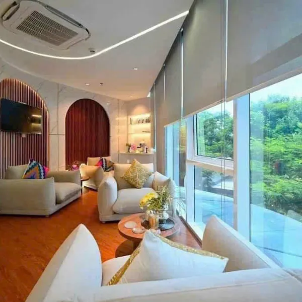 Bán Tòa Nhà 369B Nguyễn Trãi ,Phường Nguyễn Cư Trinh, Quận 1, Hồ Chí Minh | Bán nhà măt tiền Quận 1