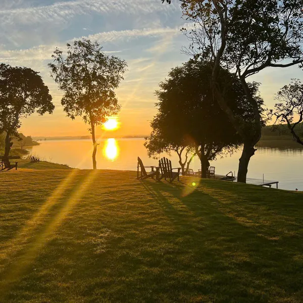 Bán Resort Nghỉ Dưỡng Tuyệt Đẹp bên Hồ Sông Ray, Huyện Cẩm Mỹ Tỉnh Đồng Nai gần TPHCM