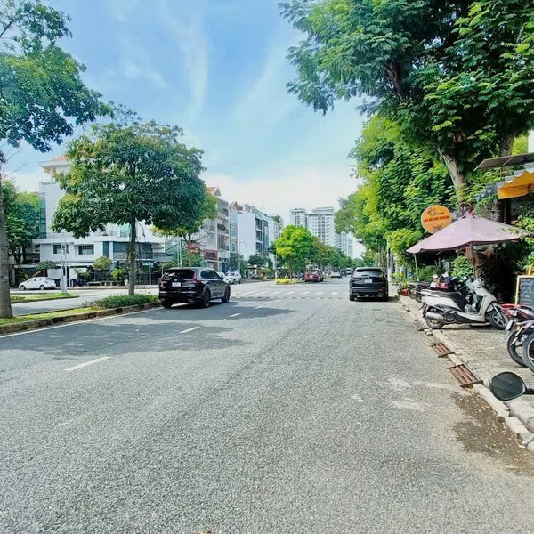Bán Shophouse mặt tiền đường Hà Huy Tập, Phú Mỹ Hưng , Quận 7