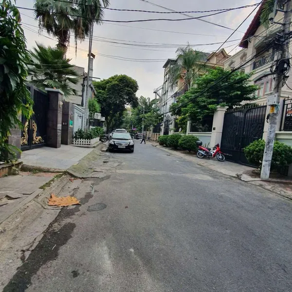 Biệt thự 781/D5 Lê Hồng Phong, phường 12, quận 1