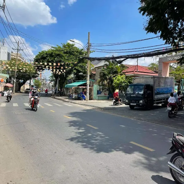 Bán nhà mặt tiền 182A 184 Lạc Long Quận , Phường 3 , Quận 11