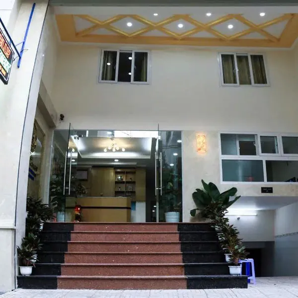 Bán nhà 100/2A2 100/2A4 Trần Hưng Đạo , Phường Phạm Ngũ Lão , Quận 1 , Hồ Chí Minh