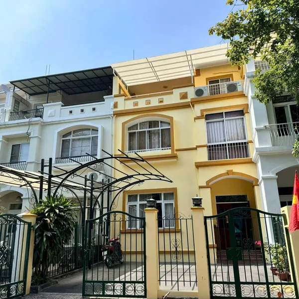 Bán Biệt Thự 44 Hưng Thái 1 khu đô thị Phú Mỹ Hưng Quận 7