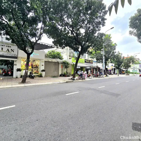 Bán nhà 193 Lý Chính Thắng, Phường Võ Thị Sáu , Quận 3 , Hồ Chí Minh