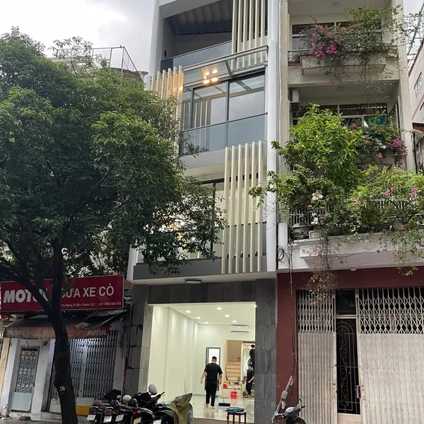 Bán Nhà 120 Lê Thị Riêng, Phường Bến Thành, Quận 1, TP.HCM