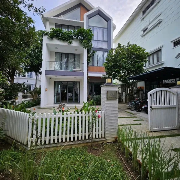 Bán Biệt Thự 20 Đường Số 10, Sông Ông Lớn, Xã Bình Hưng, Huyện Bình Chánh, TP.HCM