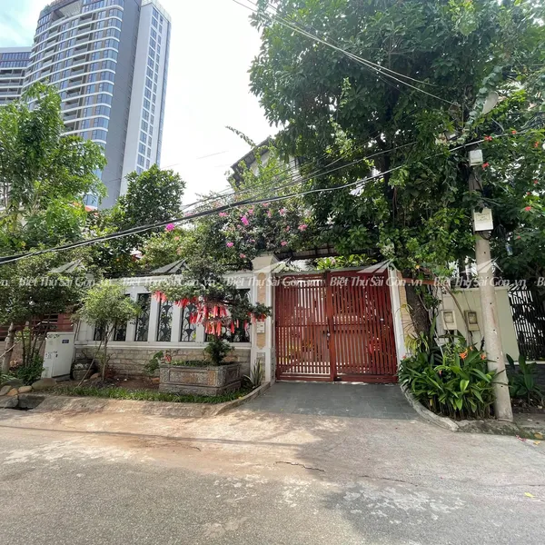 Bán Biệt Thự 200B14 Nguyễn Văn Hưởng, Phường Thảo Điền, Quận 2 , TP Thủ Đức