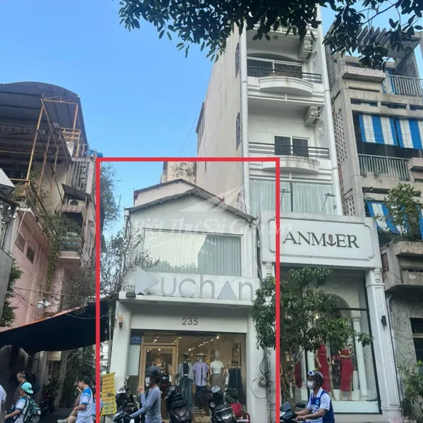 Bán Nhà Mặt Tiền Nguyễn Trãi, Phường Nguyễn Cư Trinh, Quận 1, Hồ Chí Minh