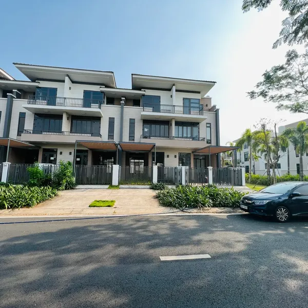 Bán Shophouse KDC Lavila Kiến Á Nhà Bè