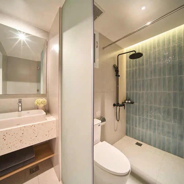 Bán Khách Sạn 19/1 Hoàng Việt , Phường 4 , Quận Tân Bình , Hồ Chí Minh