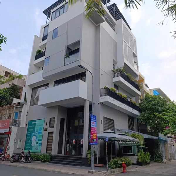 Chính chủ bán tòa nhà văn phòng Quận 3 - Góc 2 mặt tiền cực hiếm