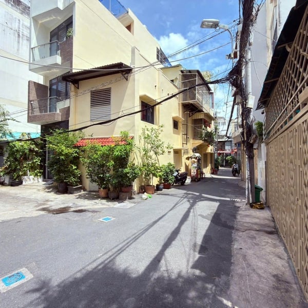 Bán Nhà 18/2 Phan Tôn, Phường Đa Kao, Quận 1, TP.HCM