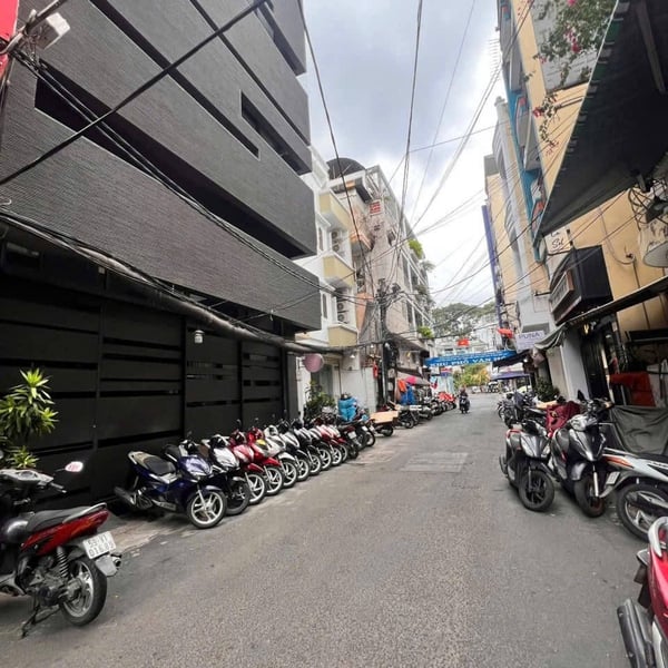 Bán Nhà 150/43A Nguyễn Trãi, Phường Bến Thành, Quận 1, TP.HCM