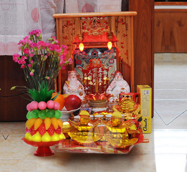 bàn thờ quán cà phê bàn thờ quán cà phê