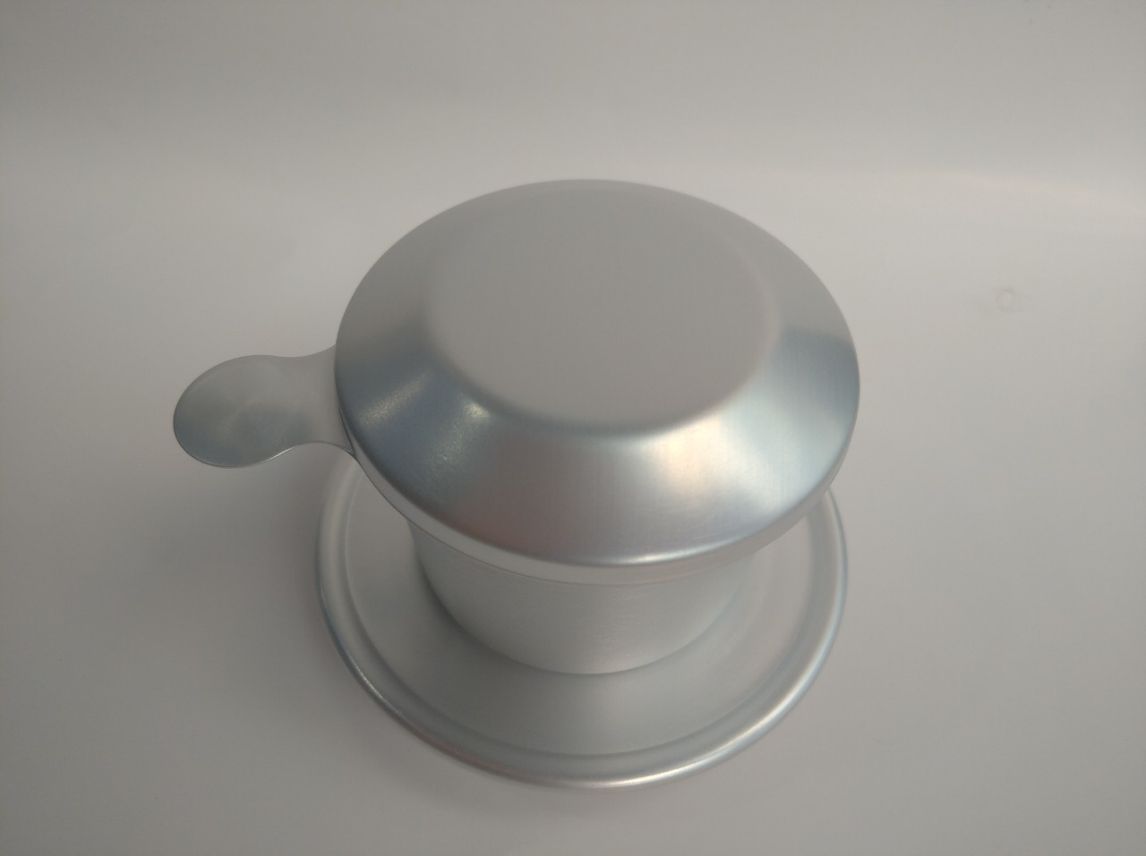 cơ sở sản xuất phin cà phê nhôm màu trắng bạc cơ sở sản xuất phin cà phê nhôm màu trắng bạc