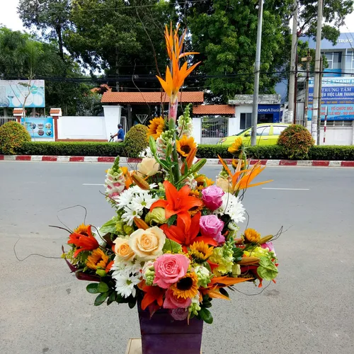 Hoa Tươi Ngày Phụ Nữ Việt Nam 86