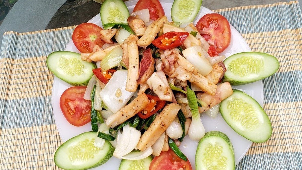 Mực một nắng chiên nước mắm ngon