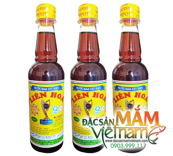 Nước mắm cốt ruốc Liên Hoa chai 500ml