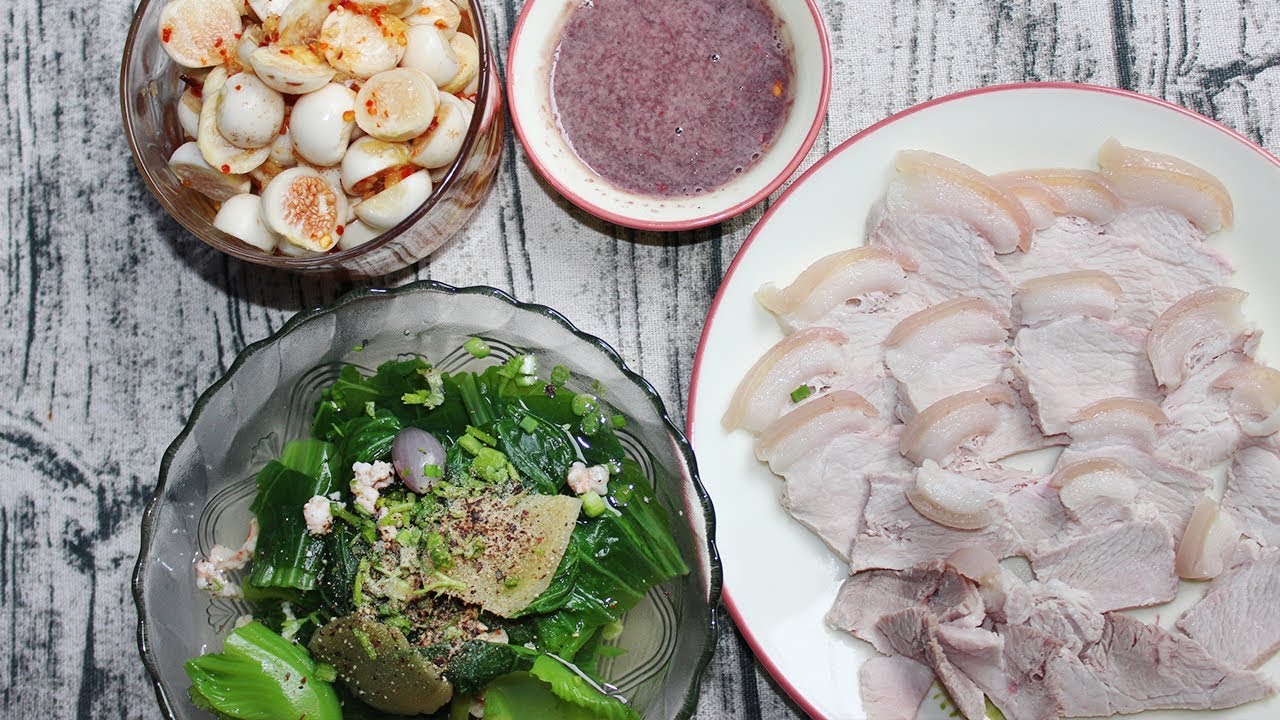 Thịt luộc chấm mắm tôm Bắc