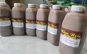 Mắm nêm can 5 lít dành cho nhà hàng quán ăn