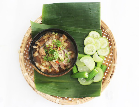 Mắm cá thu chưng thịt ba chỉ ngon
