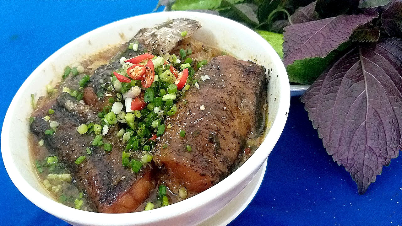 Mắm cá lóc chưng thịt ba rọi