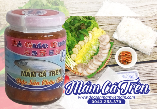 Mắm cá trèn cuốn bánh tráng