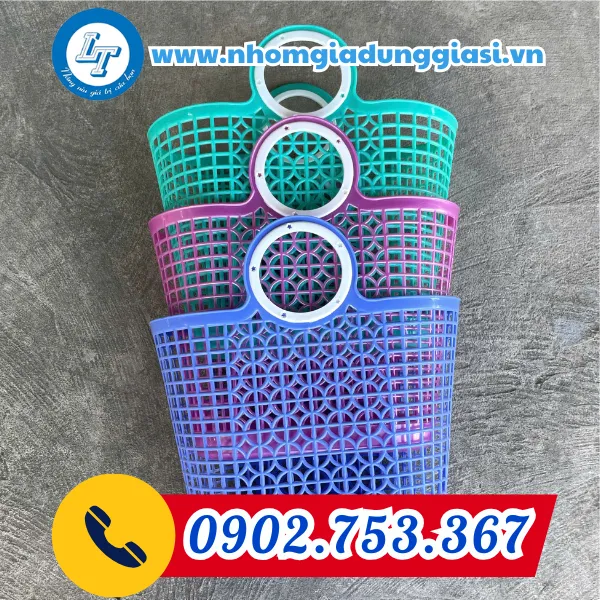 GIỎ NHỰA QUAI SAO 