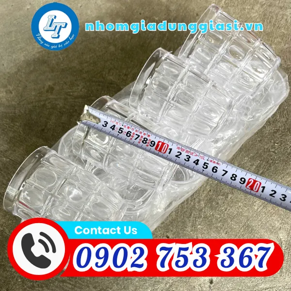 LY MÃNG CẦU KIẾNG 