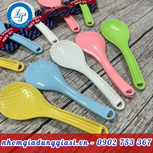 VÁ CƠM KHÔNG DÍNH