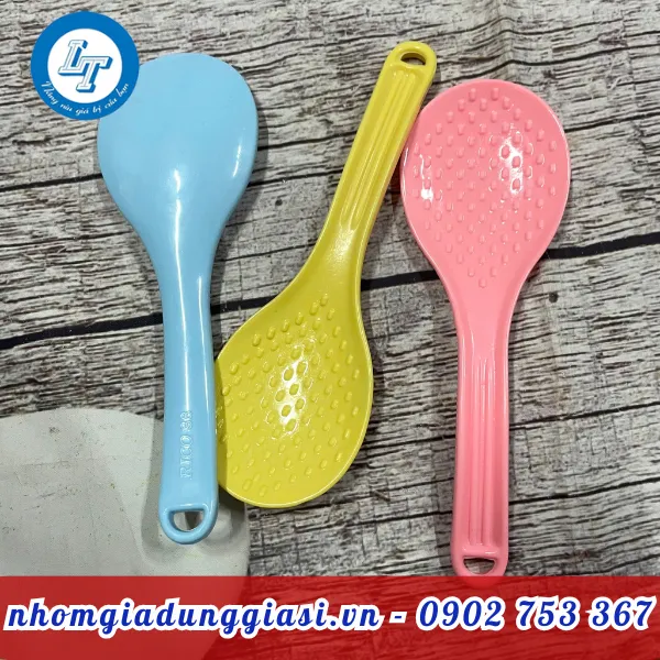 VÁ CƠM KHÔNG DÍNH