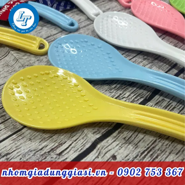 VÁ CƠM KHÔNG DÍNH