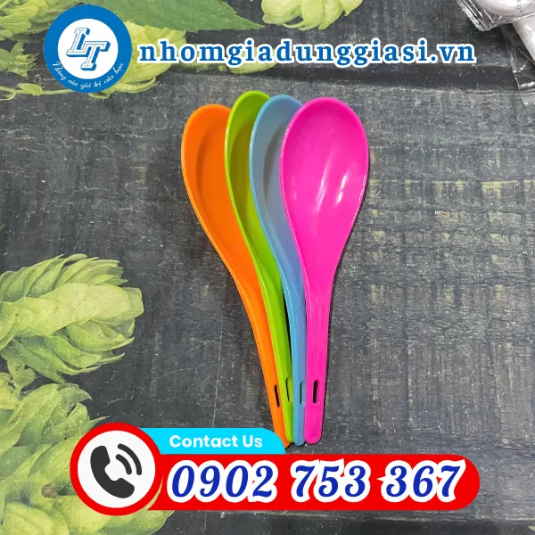 MUÔI NHỰA MÚC CƠM, CANH