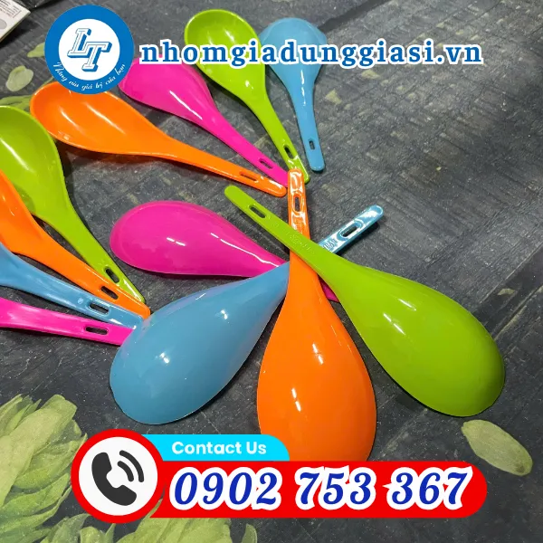 MUÔI NHỰA MÚC CƠM, CANH