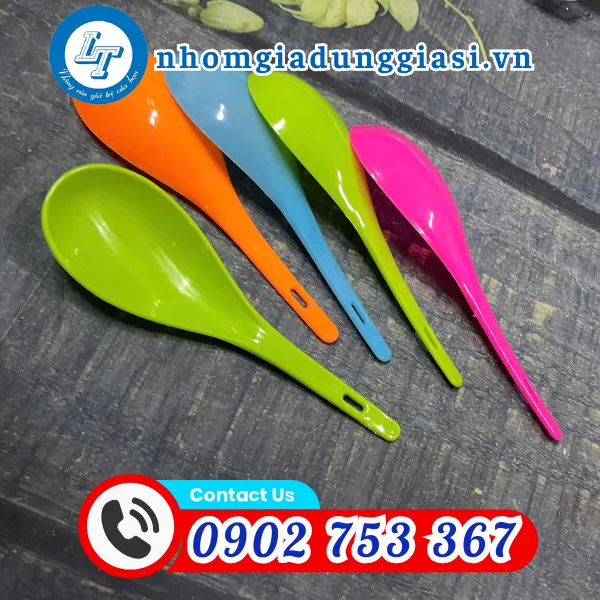 MUÔI NHỰA MÚC CƠM, CANH