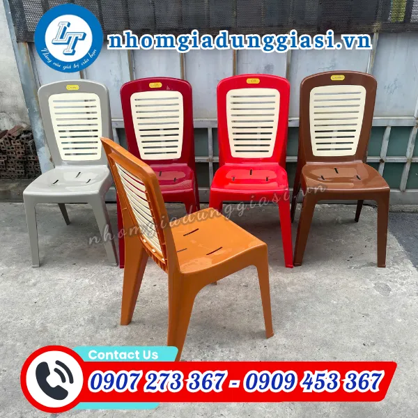 GHẾ NHỰA TỰA LƯNG SỌC NGANG