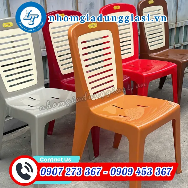 GHẾ NHỰA TỰA LƯNG SỌC NGANG