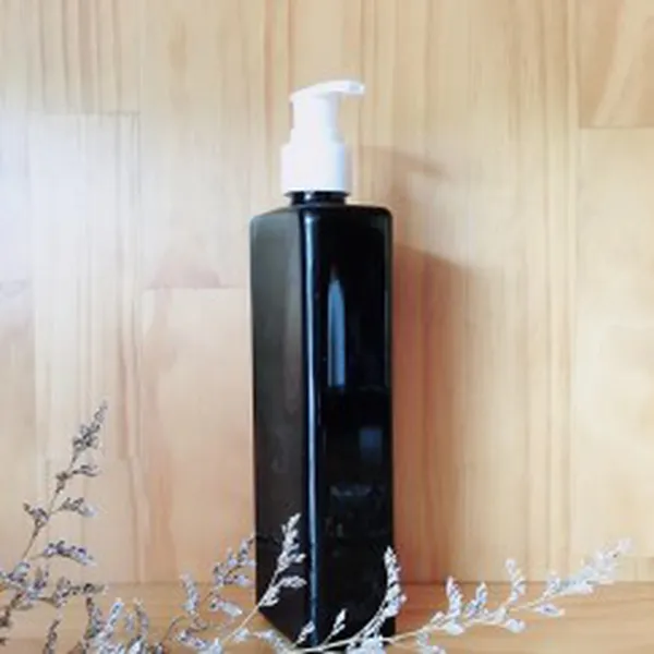 CHAI VÒI NHẤN TRẮNG 300 ML (VUÔNG DẸP - ĐEN)