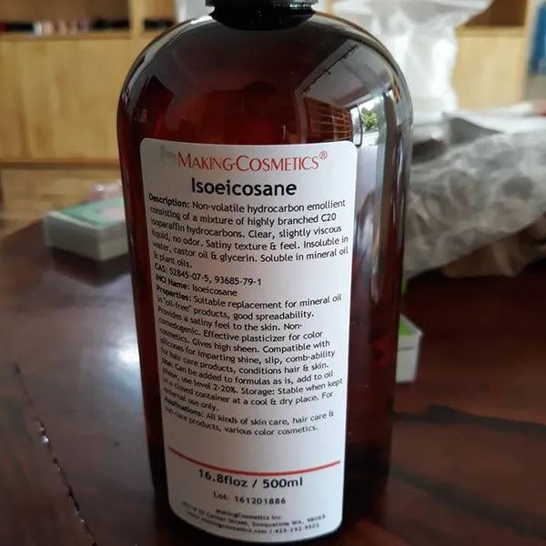 ISODODECANE