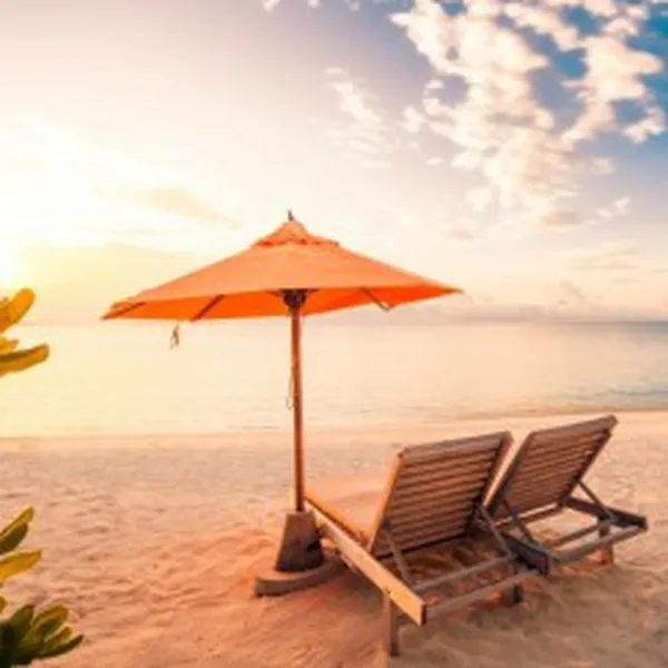 SUN AND SAND (HƯƠNG NẮNG VÀ CÁT BIỂN)