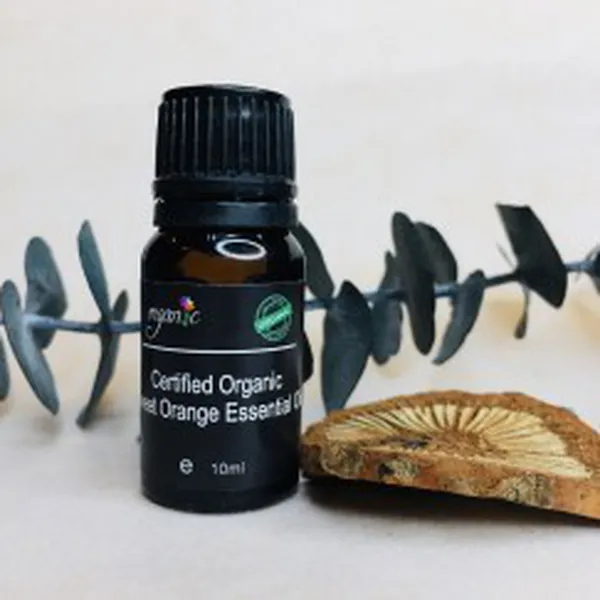 TINH DẦU CAM NGỌT HỮU CƠ (ORGANIC SWEET ORANGE ESSENTIAL OIL)