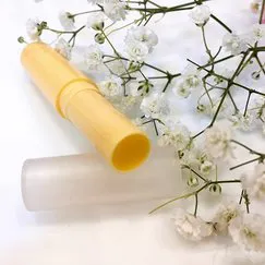 GIA CÔNG SON DƯỠNG MÔI DẦU GẤC (KHÔNG DÙNG KHUÔN)