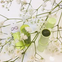 GIA CÔNG SON DƯỠNG MÔI MATCHA (KHÔNG DÙNG KHUÔN)